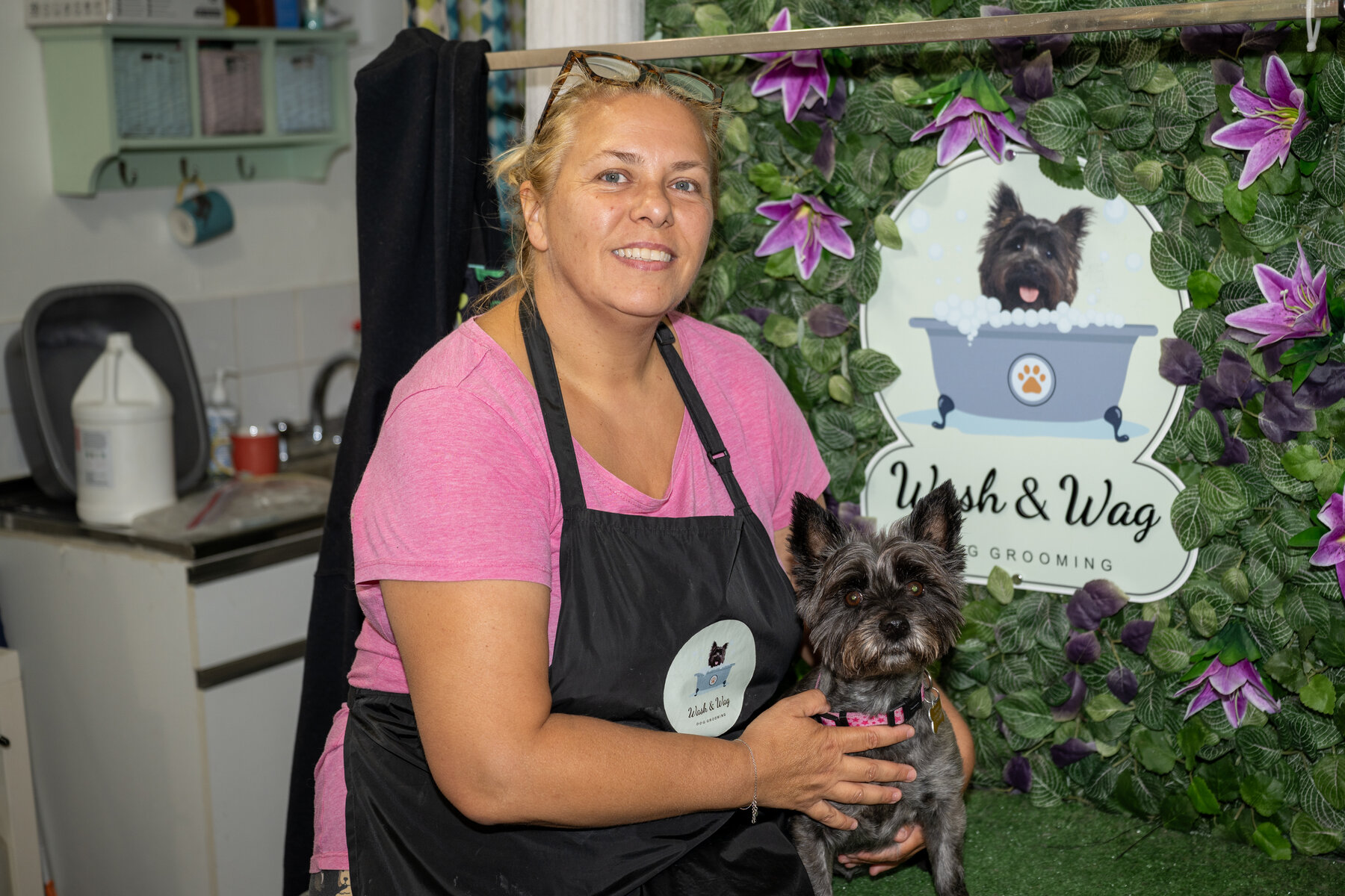 Dog groomer corporate headshot by Jon Wagstaff